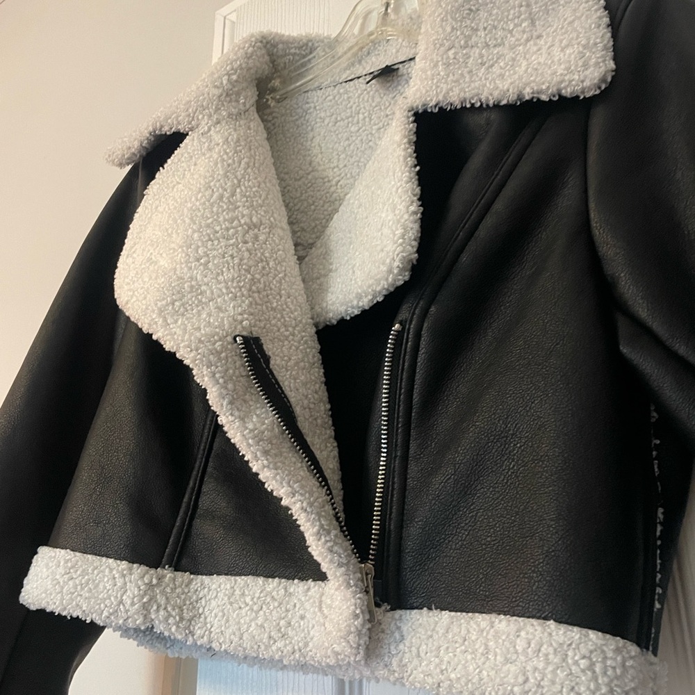 SHEIN Black and White Faux Shearling Leather Jacket - Picture 2 of 5